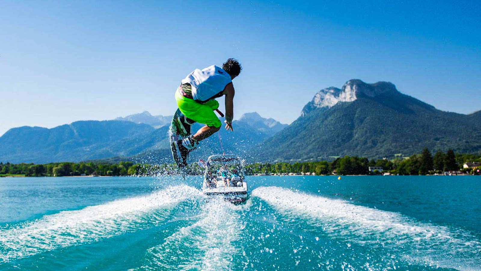 Wakeboard Lac Annecy - Doussard, Cours Wake débutants et experimentés